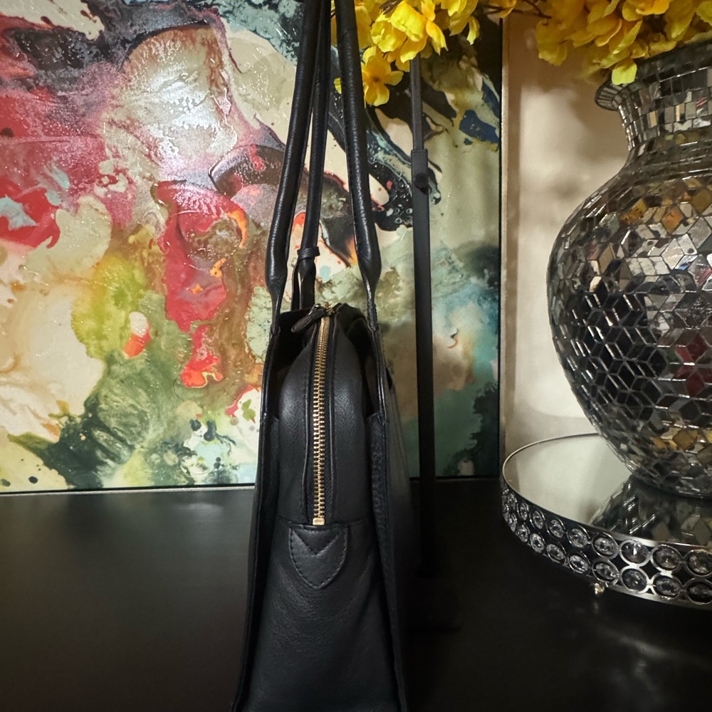 Radley London Classic Black Shoulder Bag - Picture 2 of 11
